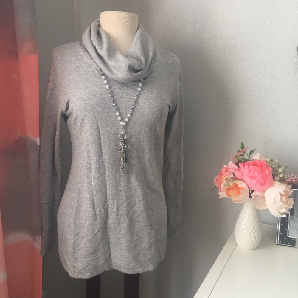 Merona gray long sleeve top